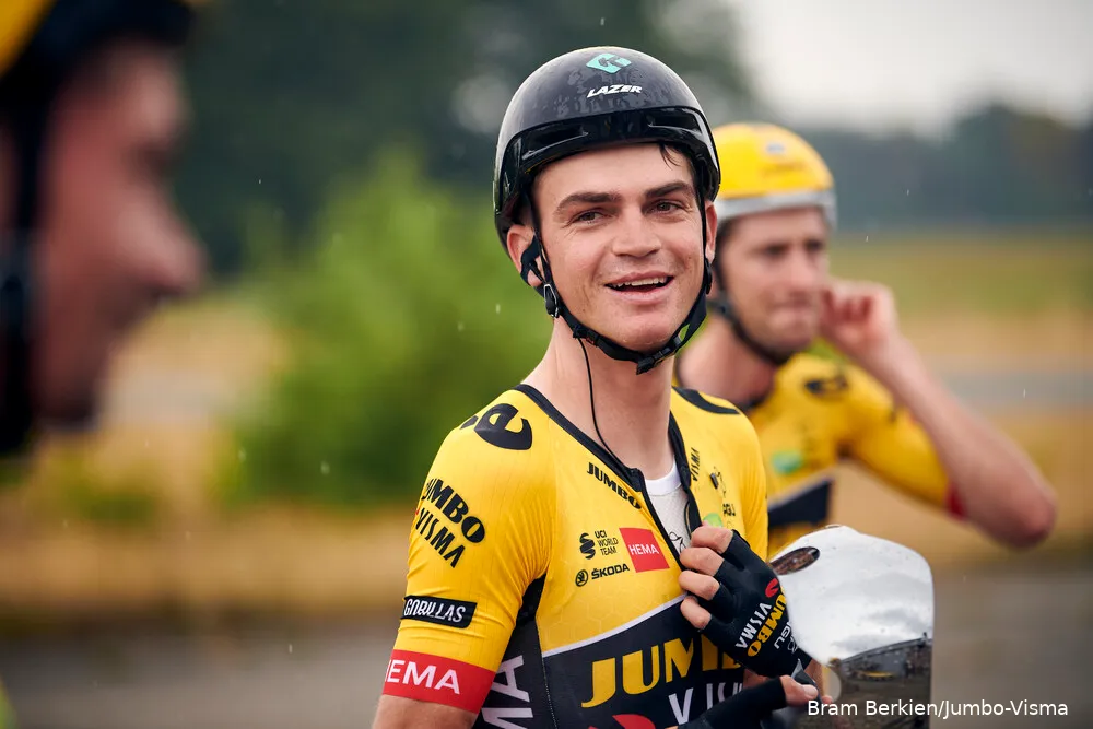 Jumbo-Visma (elfde) kwam te laat op gang in ploegentijdrit UAE Tour, maar ziet aanknopingspunten