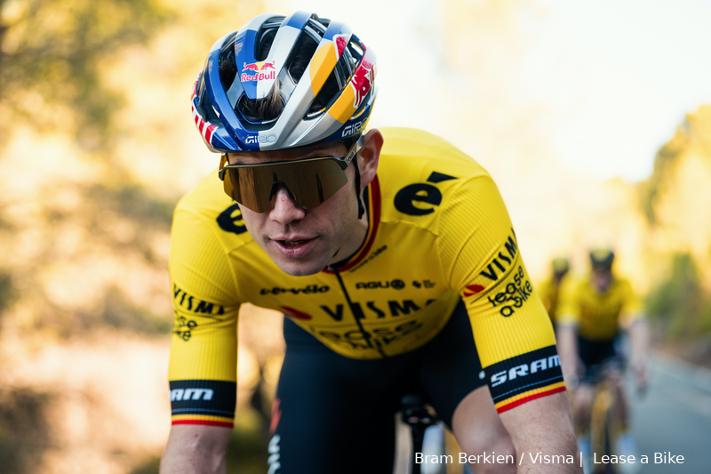 Favorieten etappe 3 Vuelta a Espana 2024 | Kan Van Aert in zijn rode trui sportieve revanche nemen op Groves?