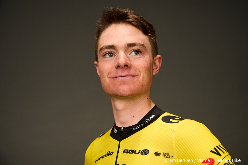 Ben Tulett leeft zijn droom bij Visma | Lease a Bike: 'Kreeg shirt overhandigd van mijn rolmodel Van Aert'