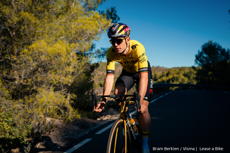 Van Aert noemt alvast handvol namen als rivalen van Visma | Lease a Bike voor Omloop en debuut in Kuurne