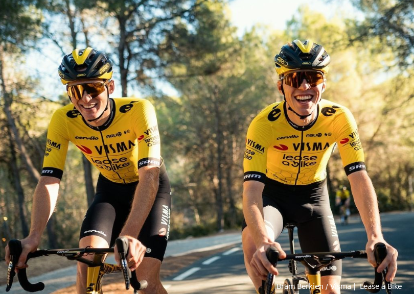 📸 Visma | Lease a bike is klaar voor 2024: ploeg brengt nieuwelingen voor het eerst in beeld in geel-zwart