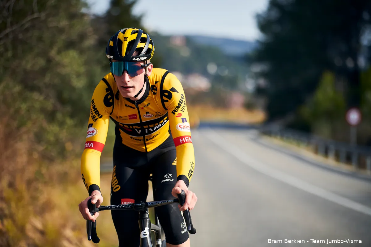 Jumbo-Visma ziet kans op meer na vierde plek Van Belle: 'Kunnen hier om de winst strijden'