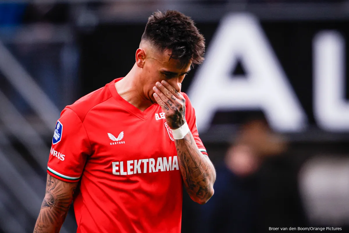 mees hilgers aangeslagen heracles twente derby 2025