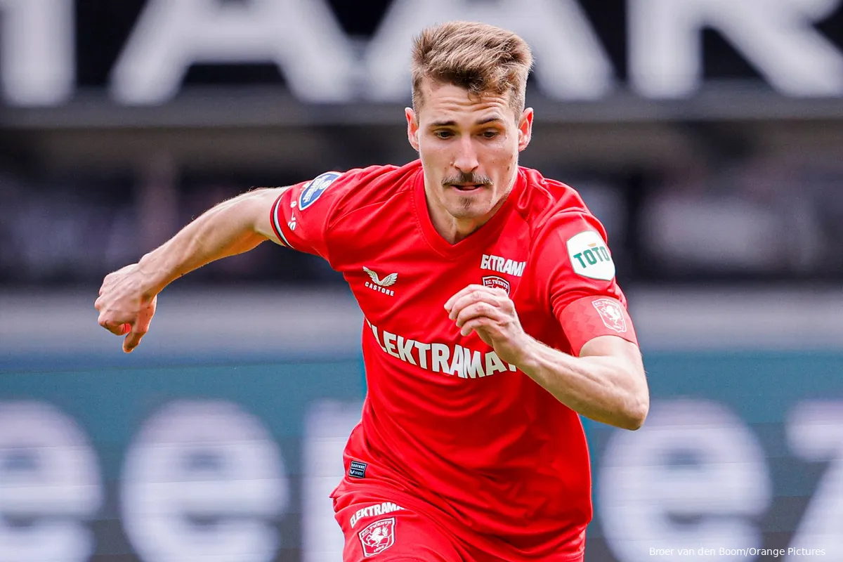 michal sadilek heracles twente 2025