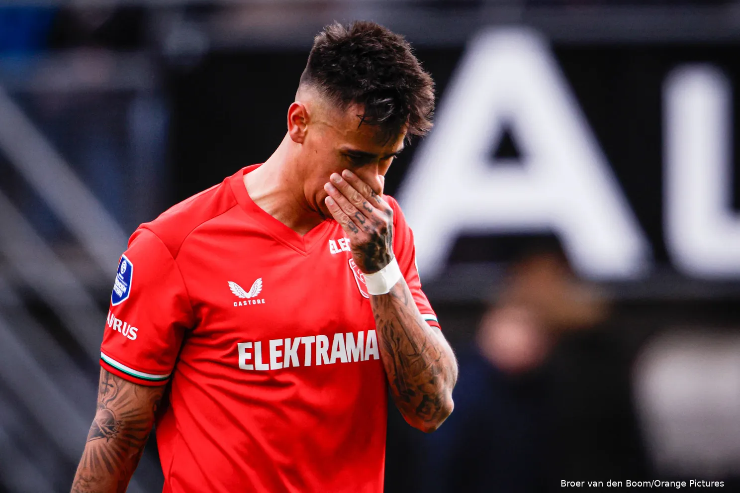 mees hilgers aangeslagen heracles twente derby 2025