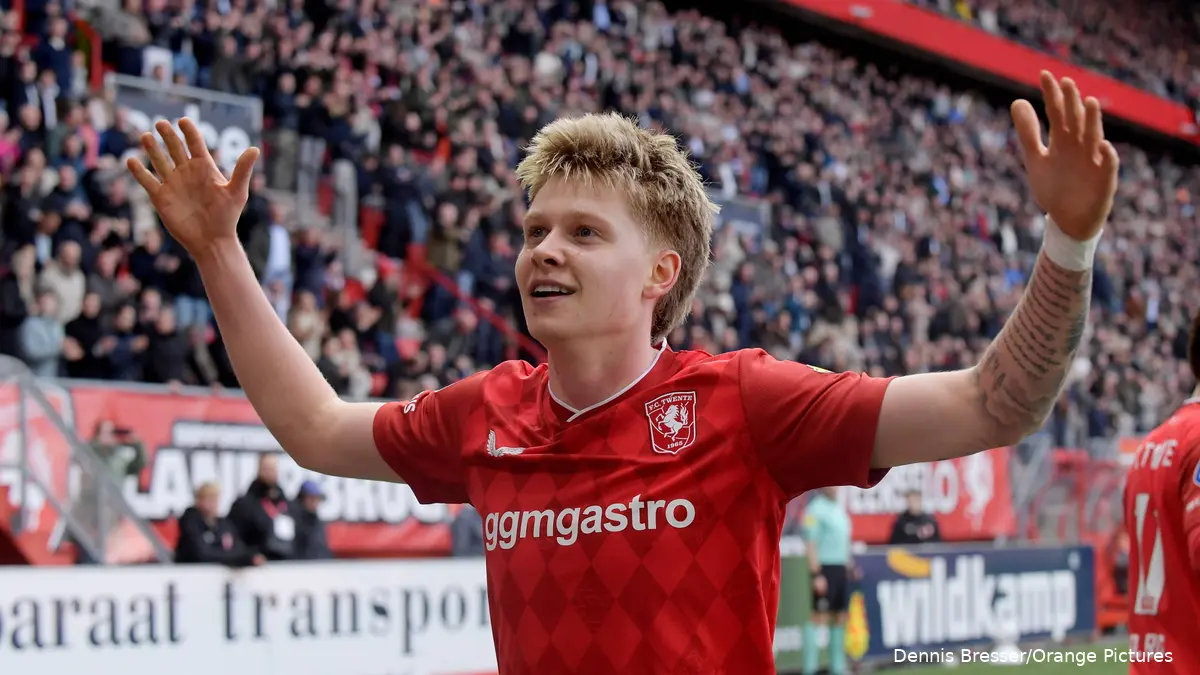 Hlynsson in bloedvorm: IJslander bezig aan uitstekende reeks bij FC Twente | Twenteinsite.nl Hlynsson in bloedvorm: IJslander bezig aan uitstekende reeks bij FC Twente | Twenteinsite.nl