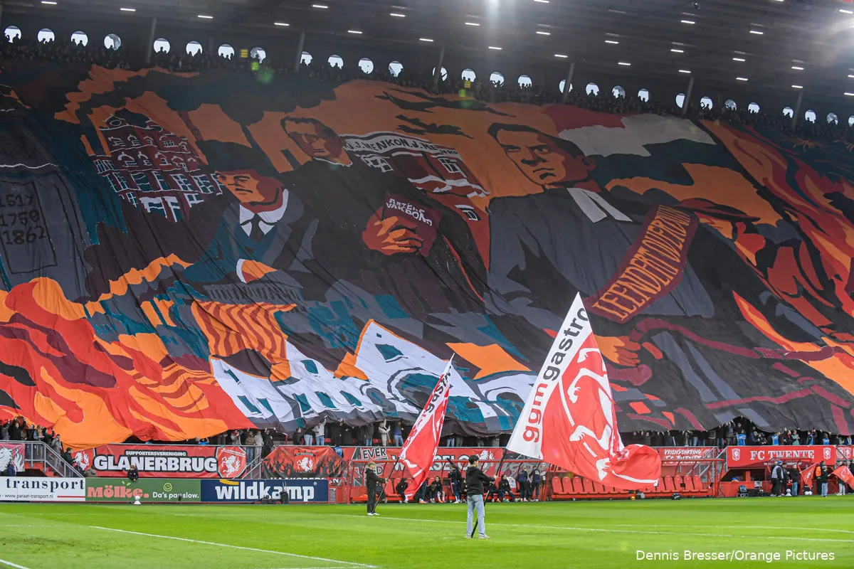 82976672_ORANGE_PICTURES