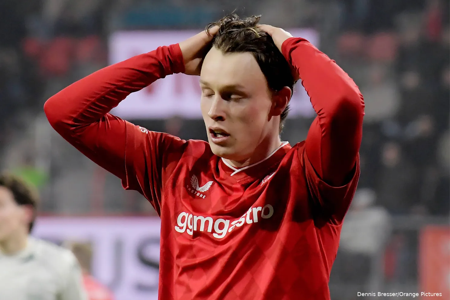 sondre-orjasaeter-close-up-balen-kans-gemist-fc-twente-excelsior-2025-2026