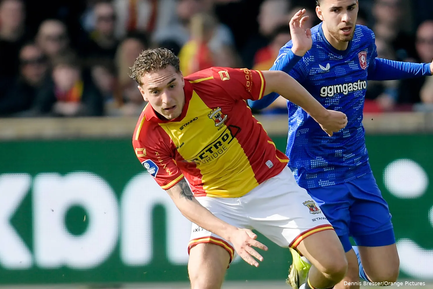 aske-adelgaard-go-ahead-eagles-zerrouki