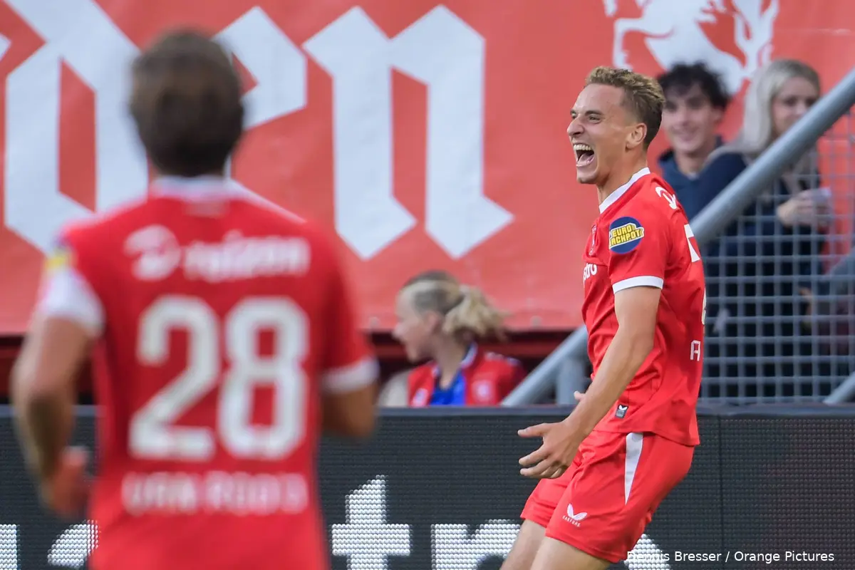 Aske-Adelgaard-FC-Twente-Ferencvaros-Europa-League-2026-2027