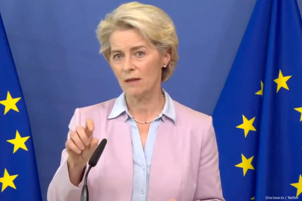 Filmpje! EU-baas Ursula von der Leyen bang voor uitslag Italiaanse verkiezingen: 'Als ze moeilijk gaan doen dan hebben we middelen!'