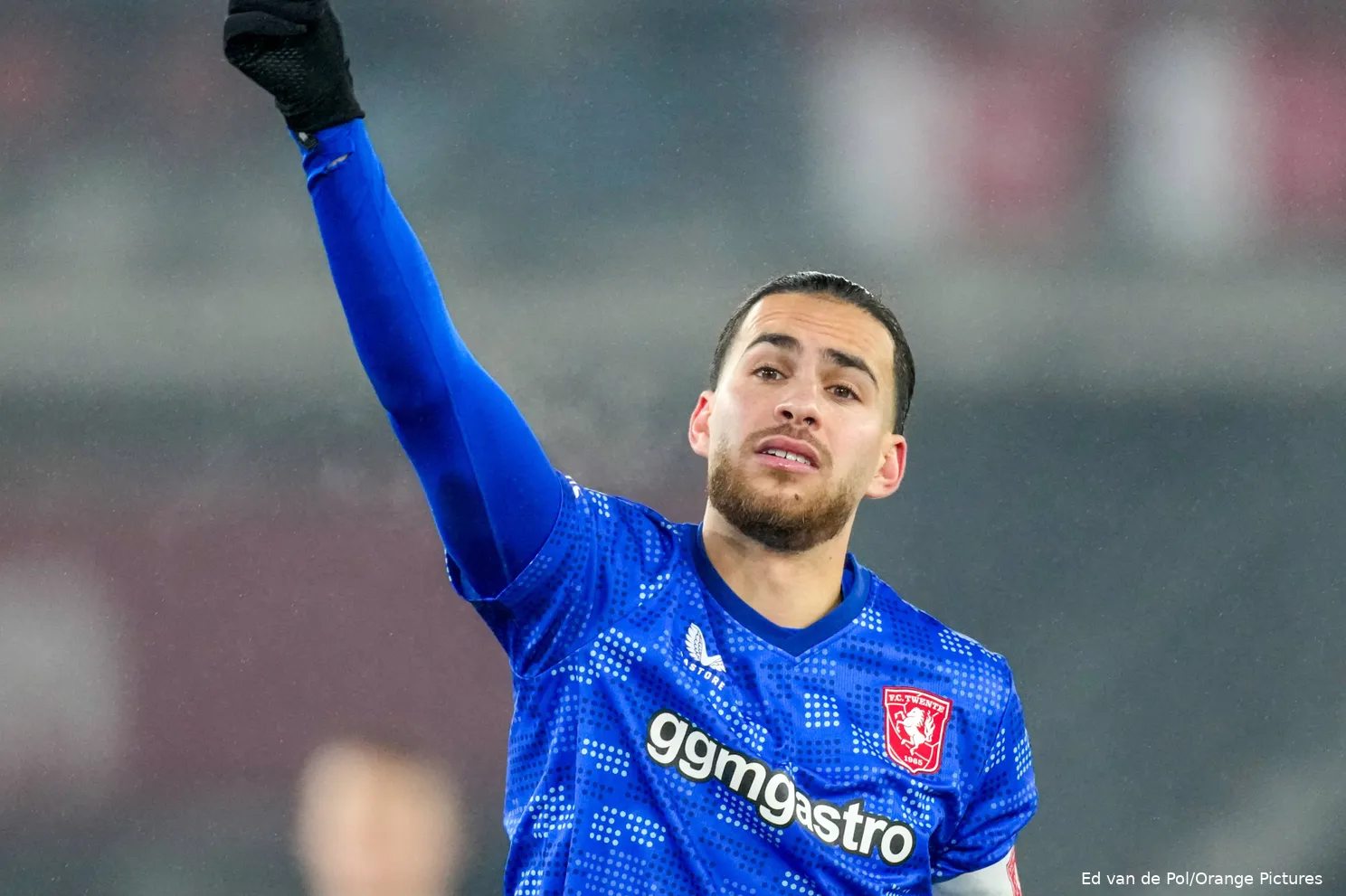 Zerrouki-aanvoerder-az-fc-twente-seizoen-2025-2026-beker-kwartfinale