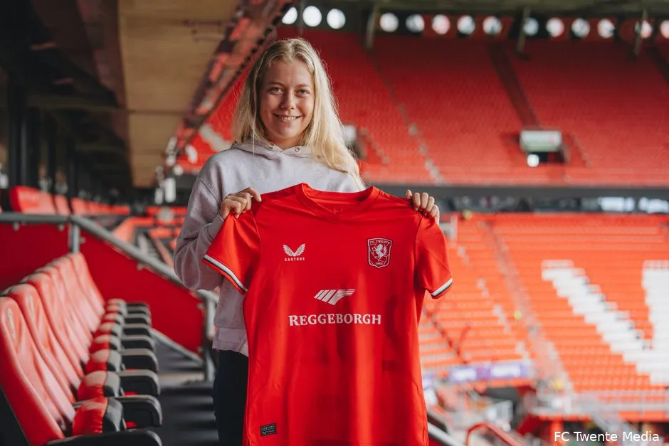 amanda andradottir presentatie fc twente vrouwen 2024