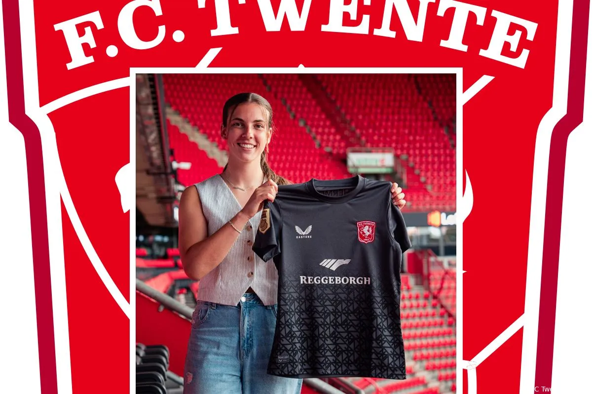 olivia clark keeper wales fc twente 2024