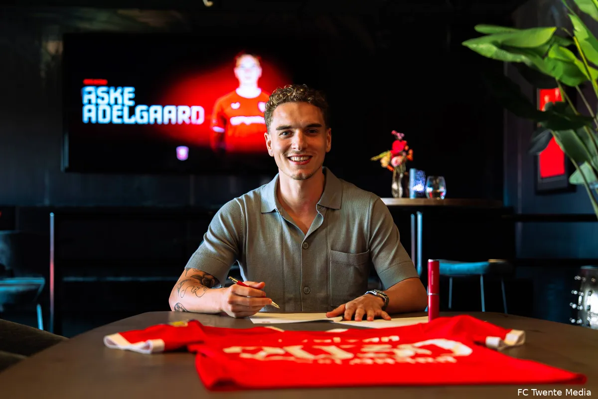 aske-adelgaard-fcp-twente-presentatie