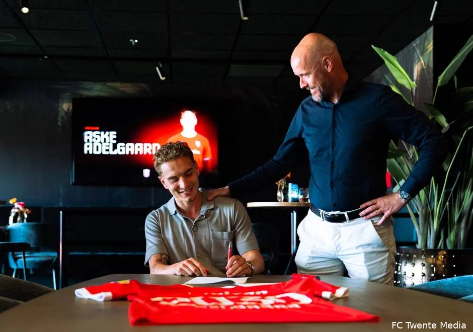 erik-ten-hag-aske-adelgaard-fc-twente