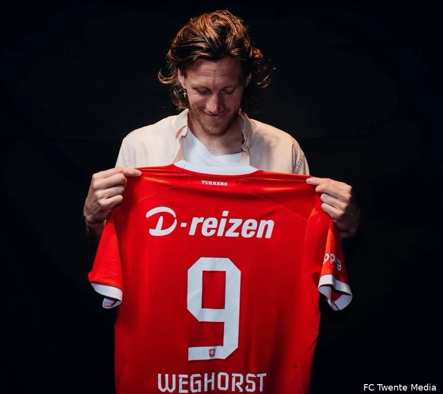Wout-Weghorst-shirt-FC-Twente