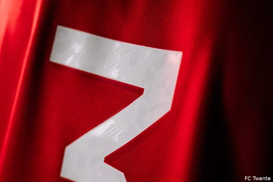 Thuisshirt-2026-2027-FC-Twente-rugnummer