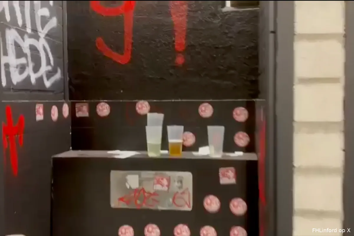 graffiti-stickers-uitvak-toiler-fortuna-sittard-fc-twente-2025-2026