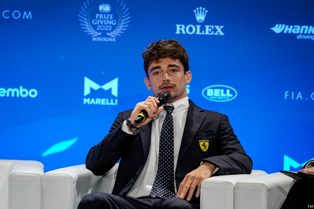 Leclerc en Hamilton vinden gedeelde passie buiten de baan: 'Hopelijk kan ik het weer oppakken'