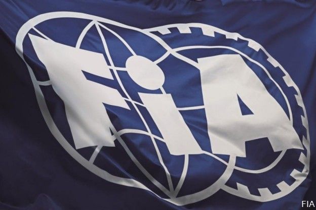 Touwtrekken tussen de FIA en F1-teams: hoe ze invloed hebben op de 2025-brandstof