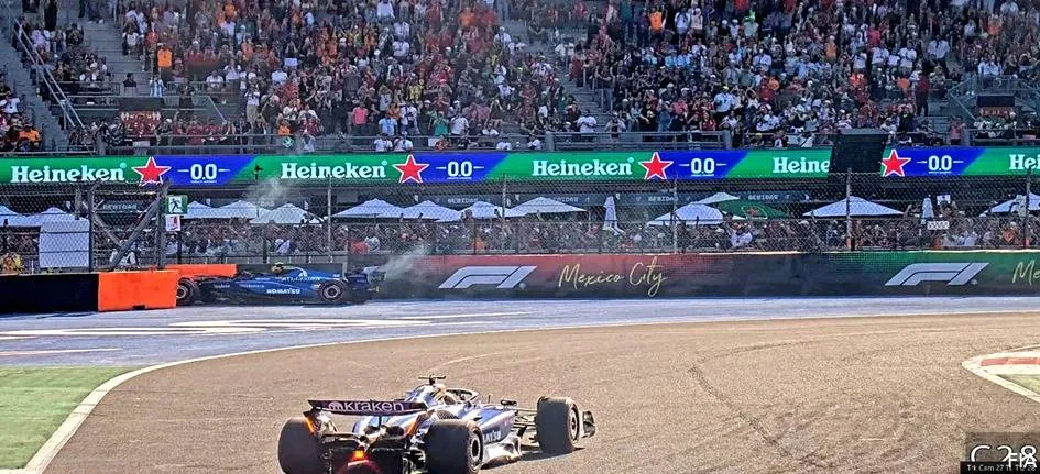 fia-carlos-sainz-crash