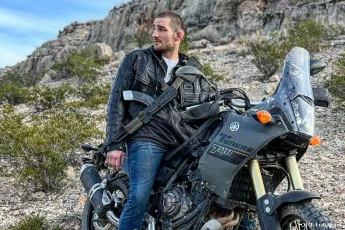 🎥 Beschieting en zware infectie: UFC-kampioen Strickland's carrière in gevaar