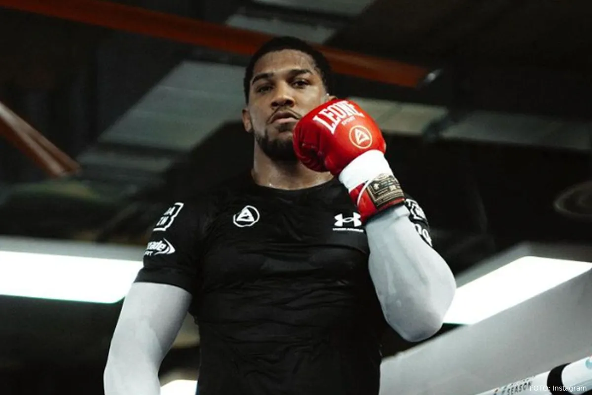 Anthony Joshua in titelgevecht op 21 september: 'zware tegenstander'