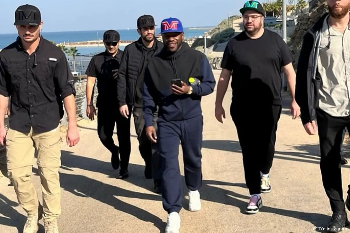 Boksicoon Floyd Mayweather aangevallen op straat - wat ging er mis?