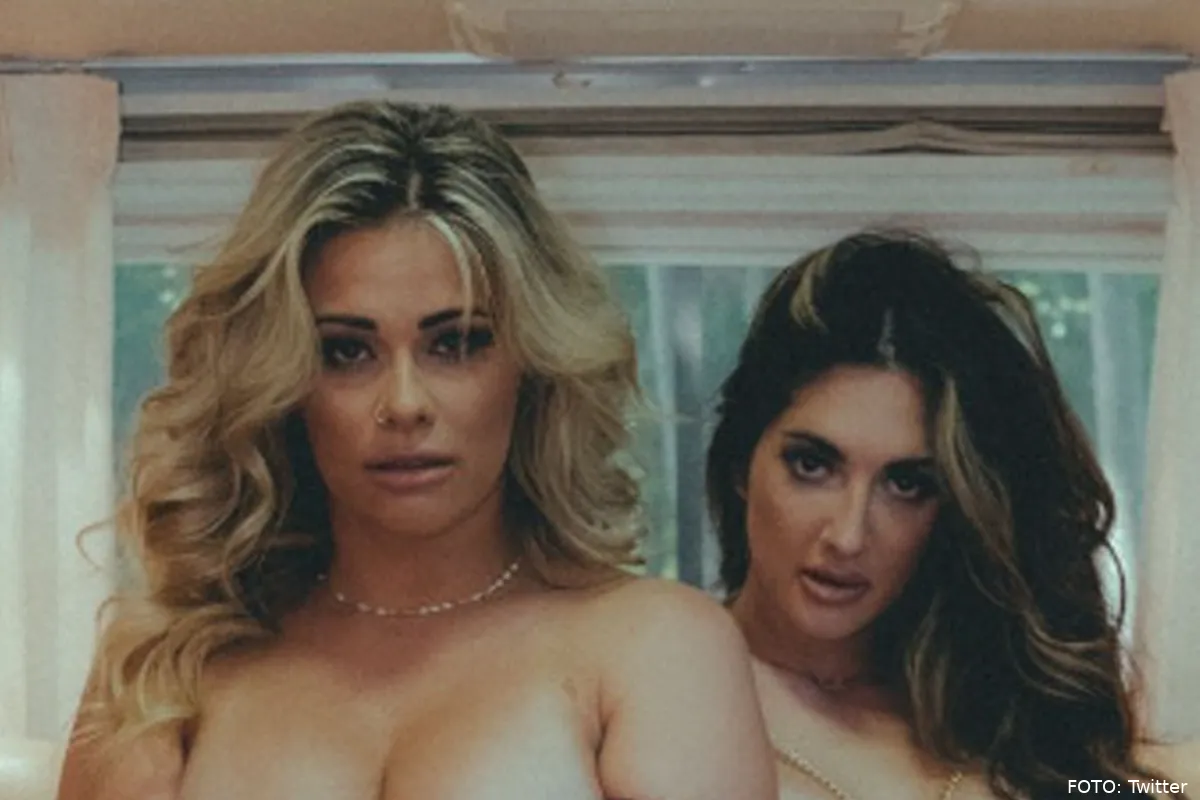 Live meekijken bij naakt fotoshoot Paige VanZant en vriendin! 'zo kan het'