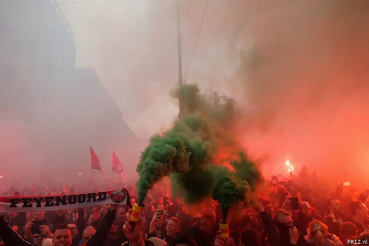 Supportersjaarboek bijna uitverkocht