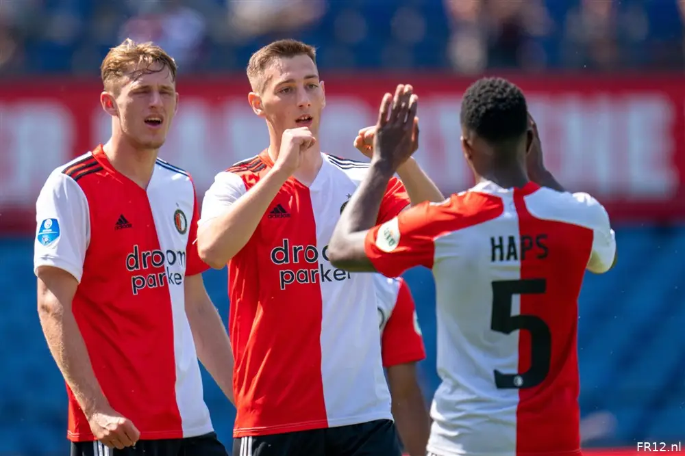Feyenoord wint oefenwedstrijd met 3-0 van Sparta