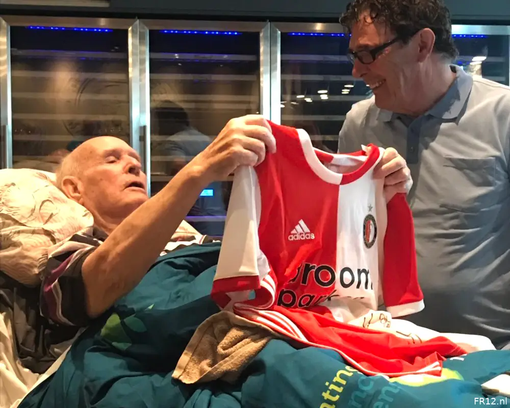 Willem van Hanegem verrast doodzieke Feyenoorder