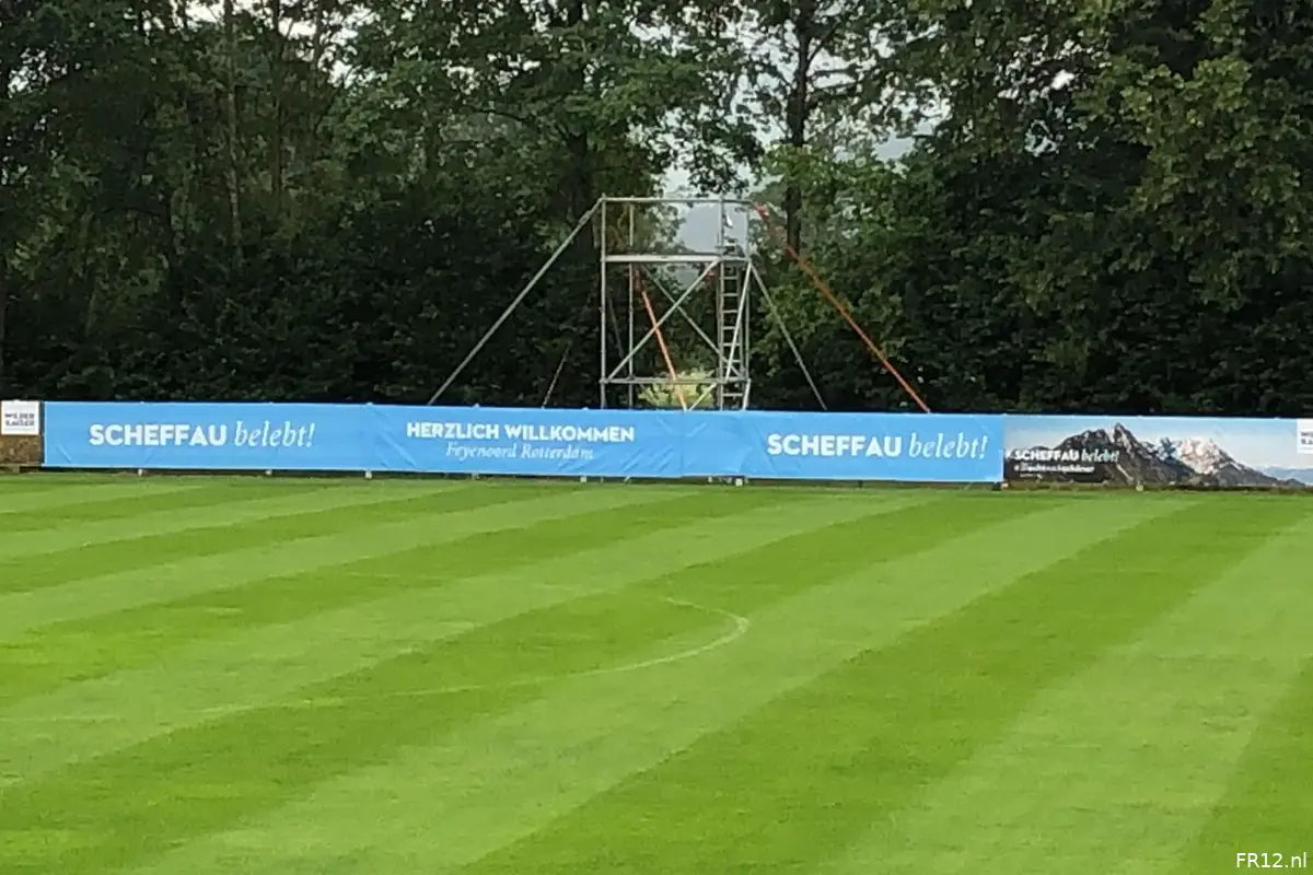 Feyenoord start dinsdag met openbare training
