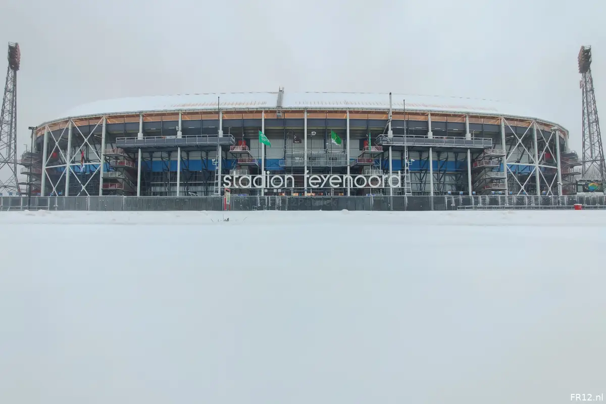 Fotoverslag van een besneeuwde Kuip online