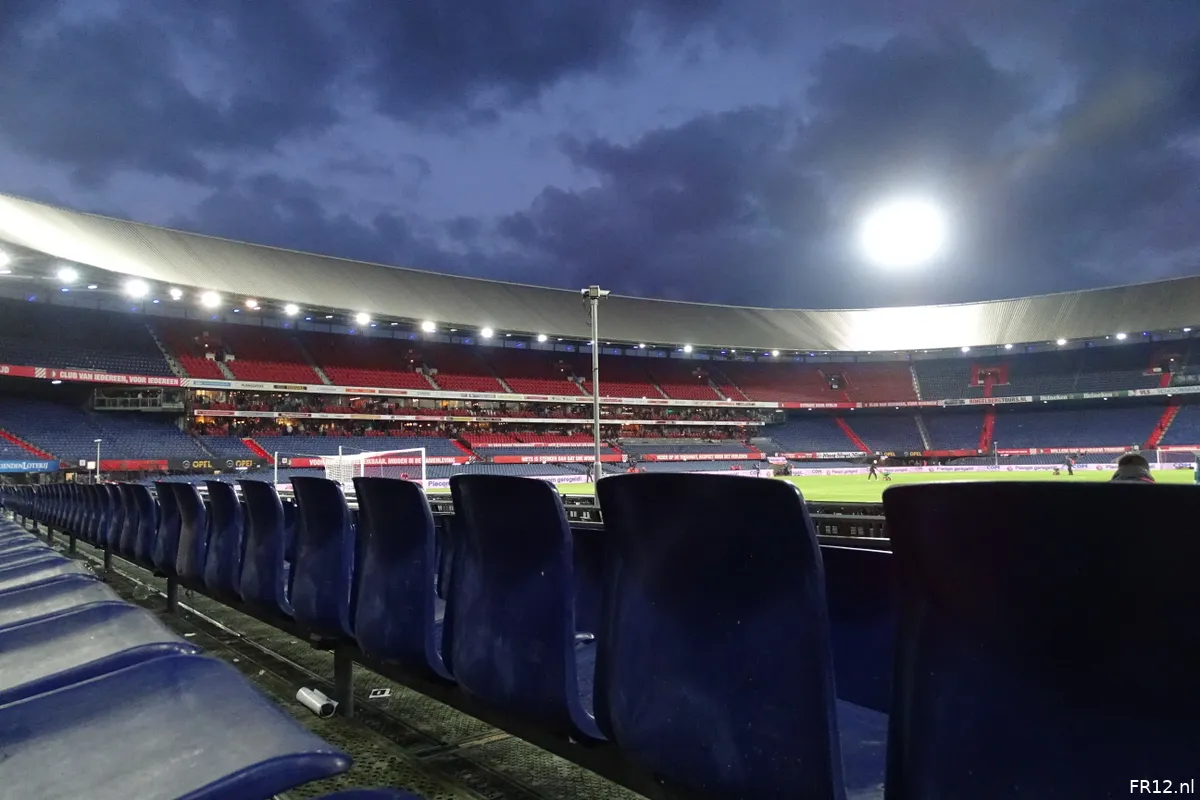Zakelijke stoelen in De Kuip volledig uitverkocht