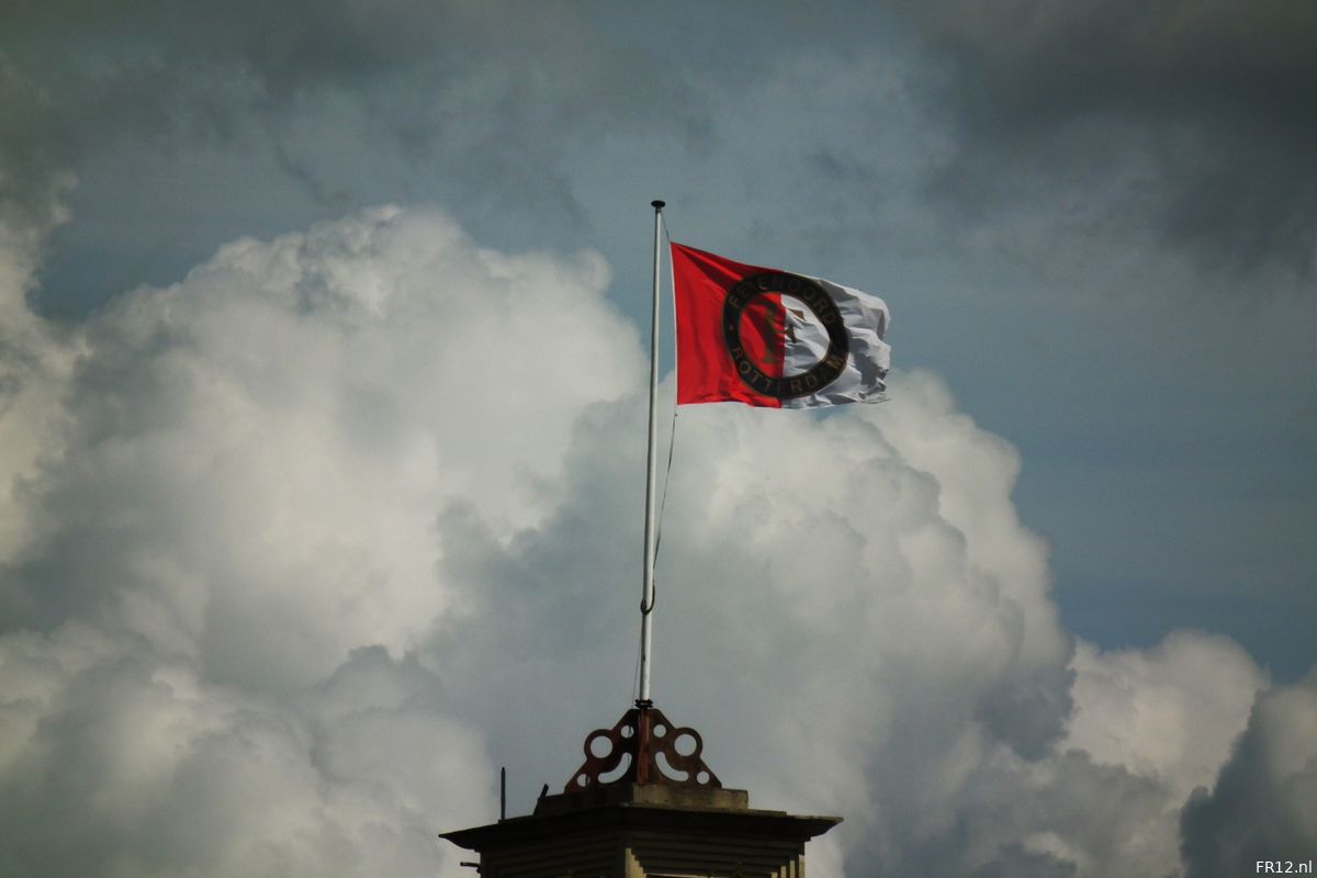 Oproep: Hang je Feyenoord-vlag uit!