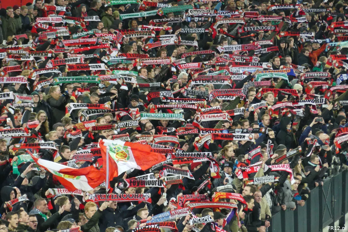 De Zingende Buschauffeurs presenteren nieuw lied