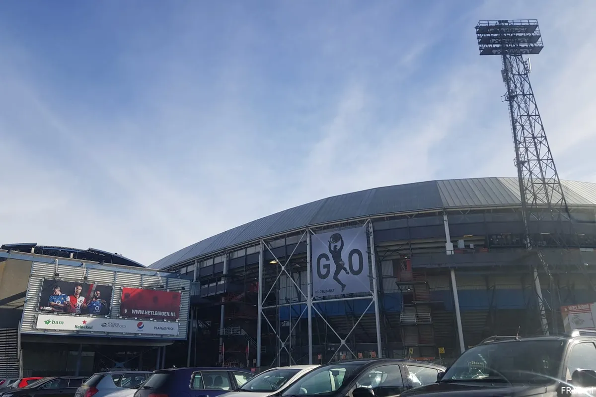 Kuip aangekleed voor afscheid clubiconen