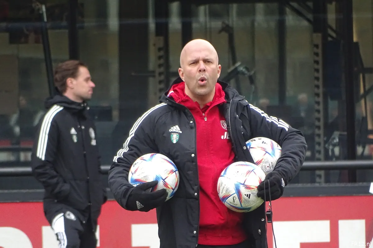 ''Ik had verwacht dat Feyenoord vorig jaar al kampioen zou worden''