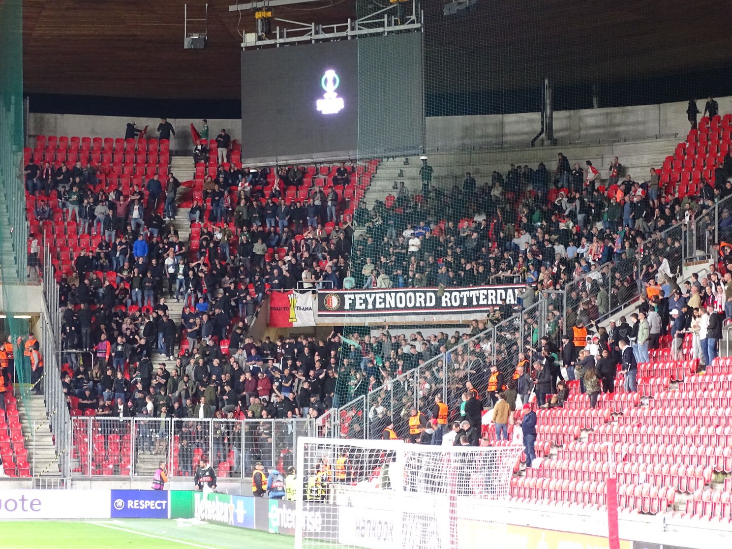 Fotoverslag Sk Slavia Praag - Feyenoord online