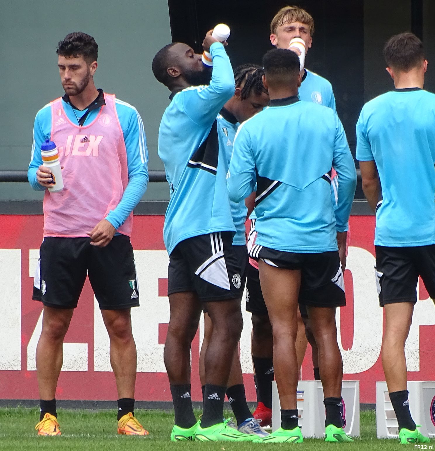 Fotoverslag openbare training Feyenoord online