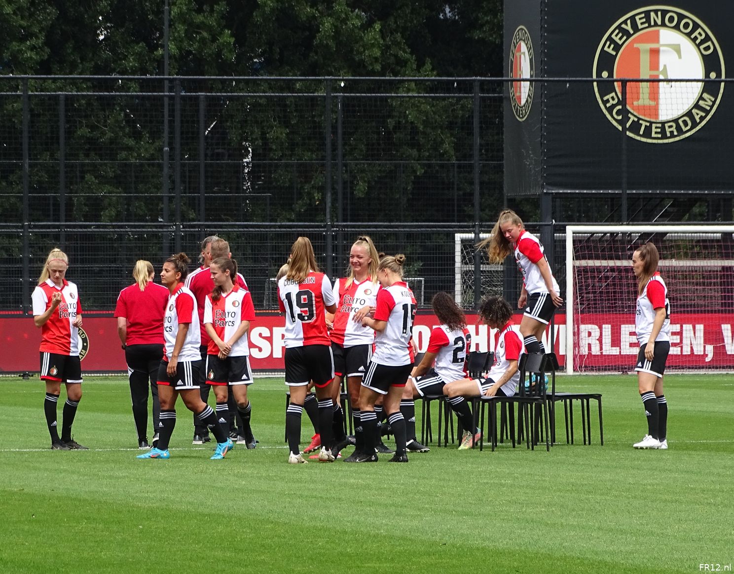 Fotoverslag openbare training Feyenoord online