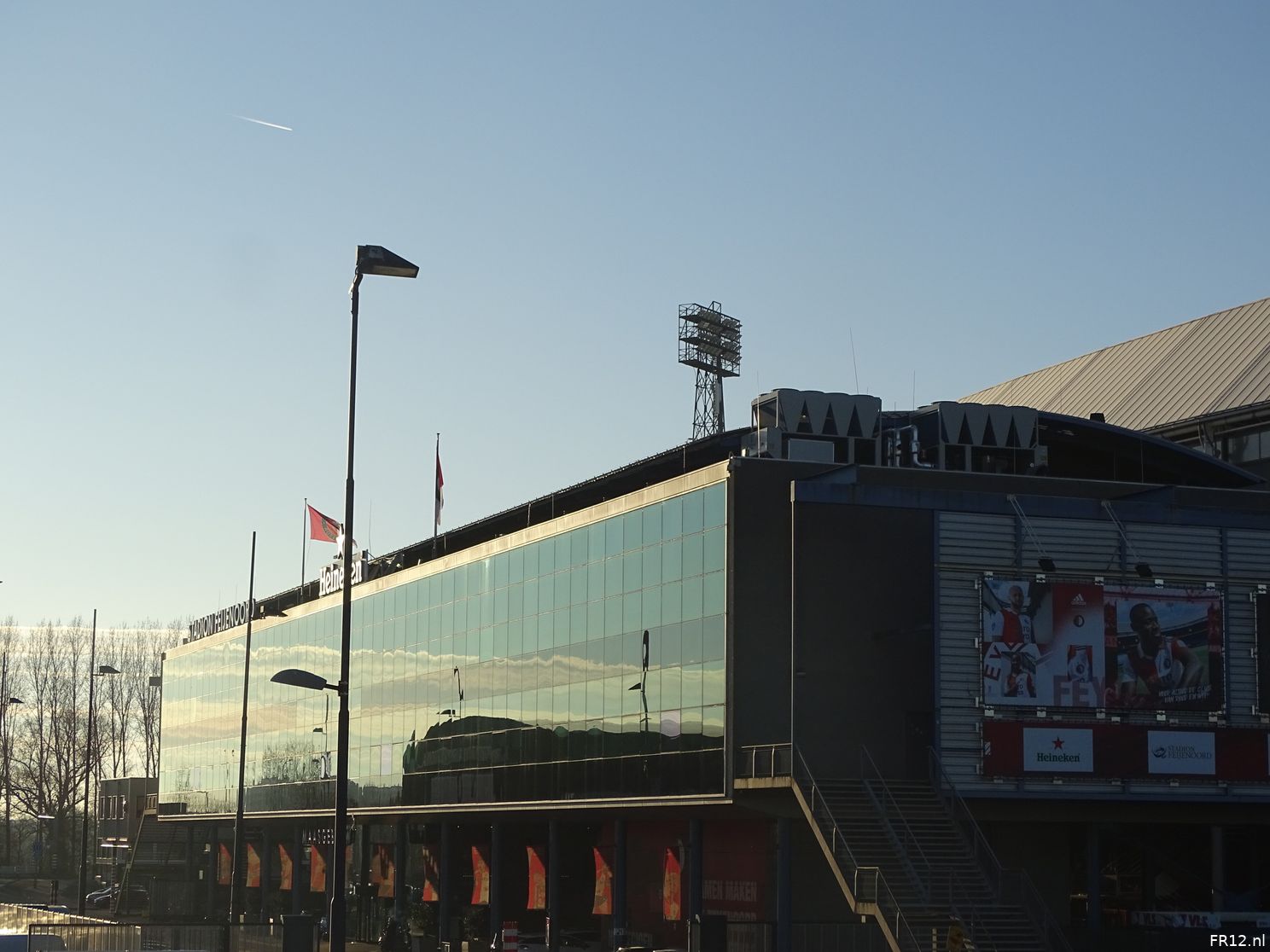 De duizend lampen van het Feijenoord-stadion (foto's)