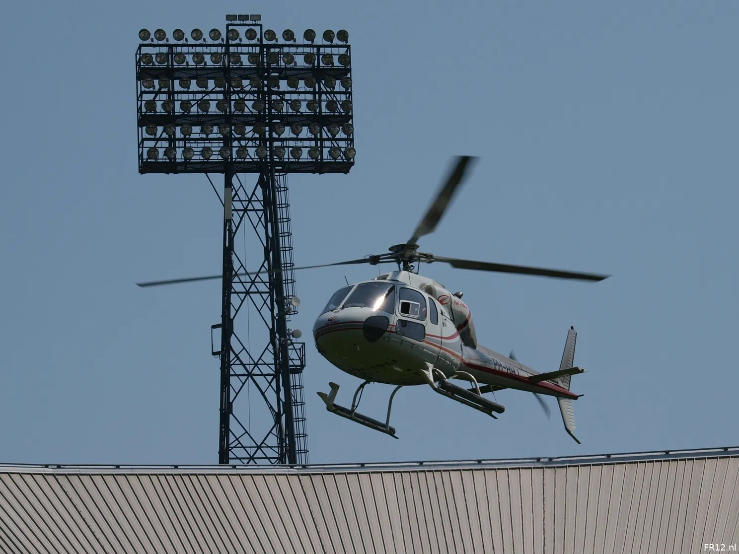 De duizend lampen van het Feijenoord-stadion (foto's)