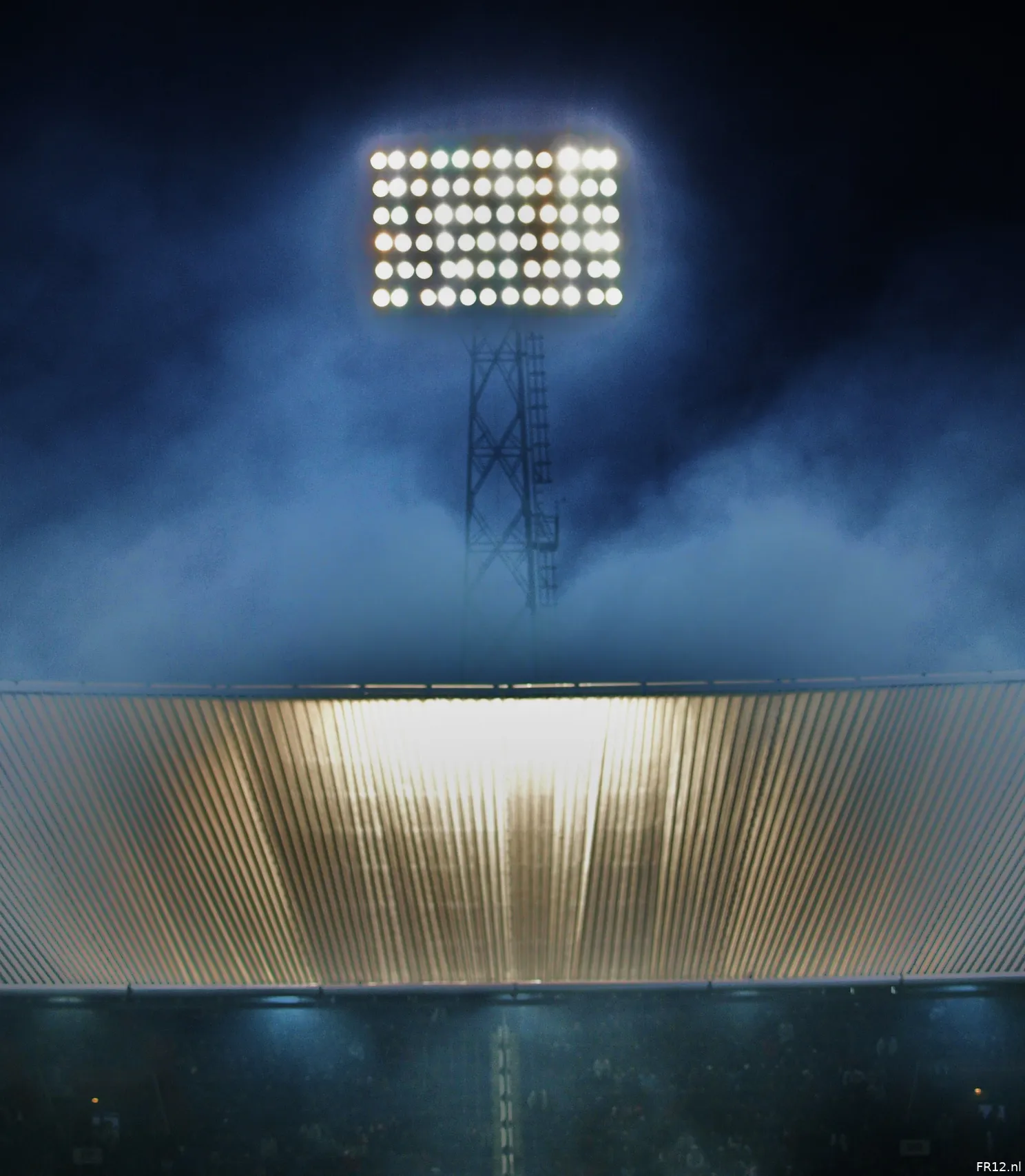 De duizend lampen van het Feijenoord-stadion (foto's)