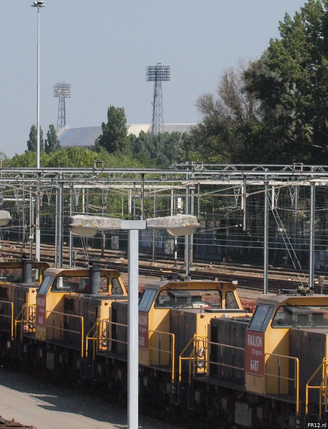 De duizend lampen van het Feijenoord-stadion (foto's)