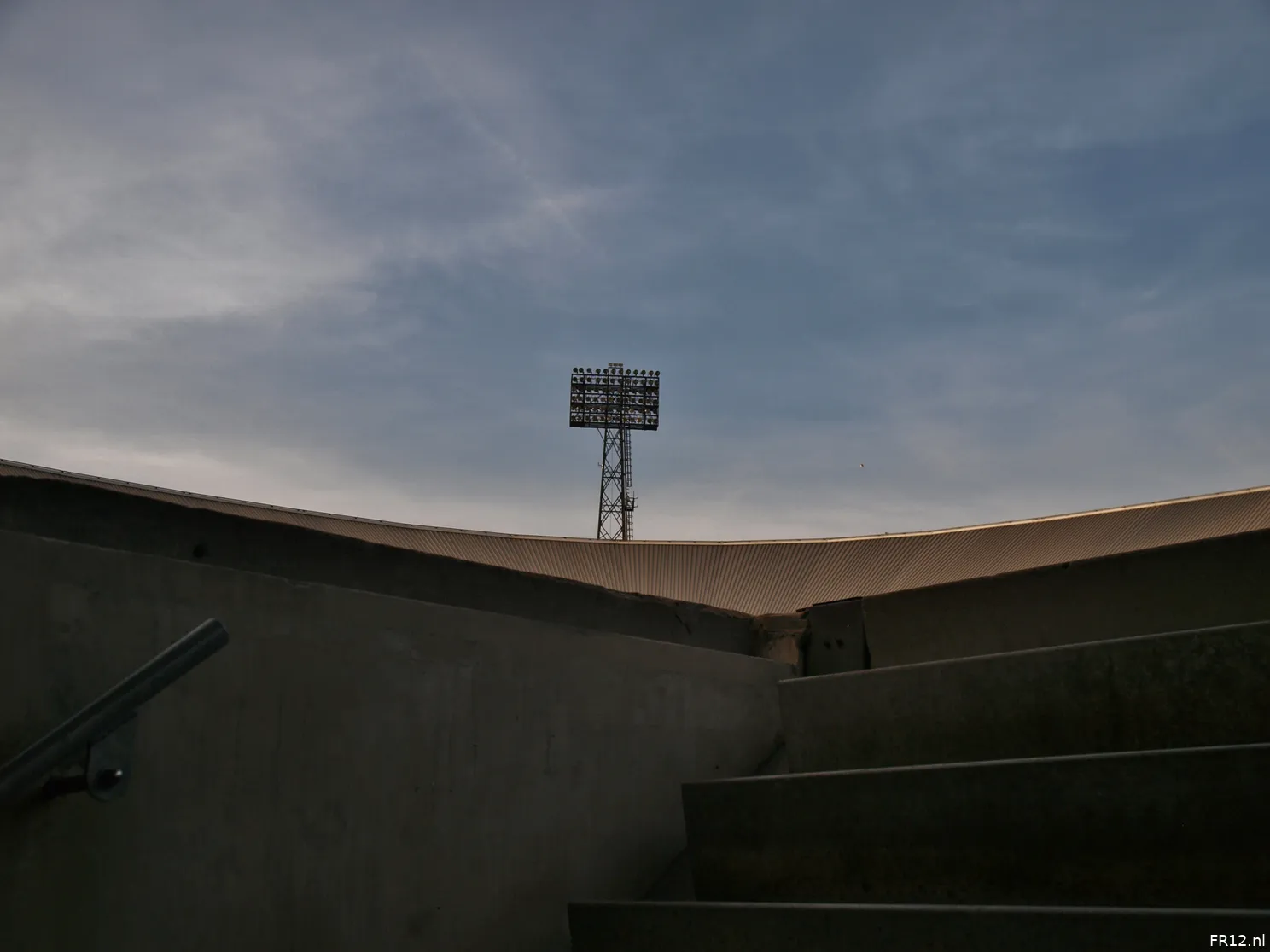 De duizend lampen van het Feijenoord-stadion (foto's)