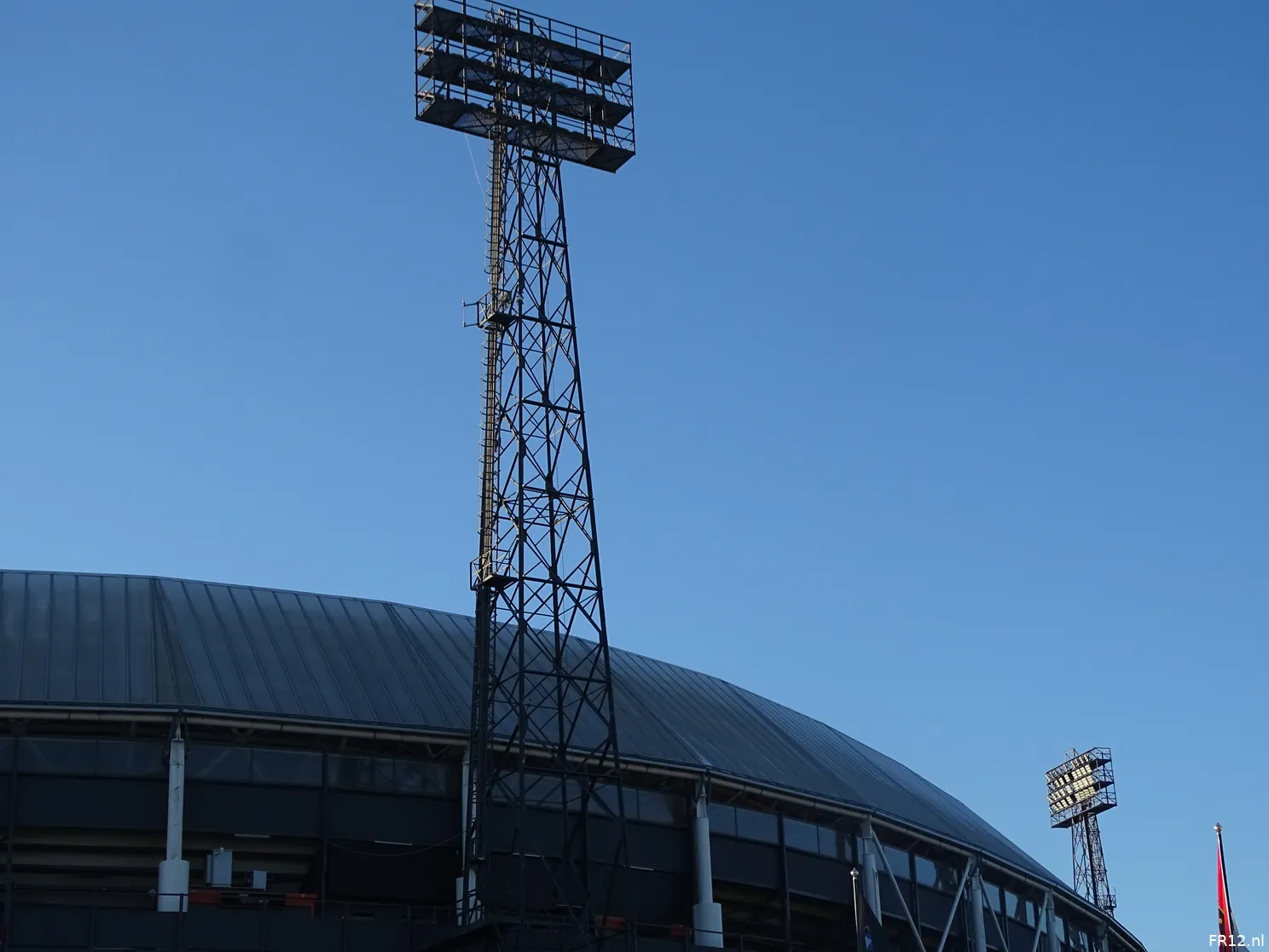 De duizend lampen van het Feijenoord-stadion (foto's)