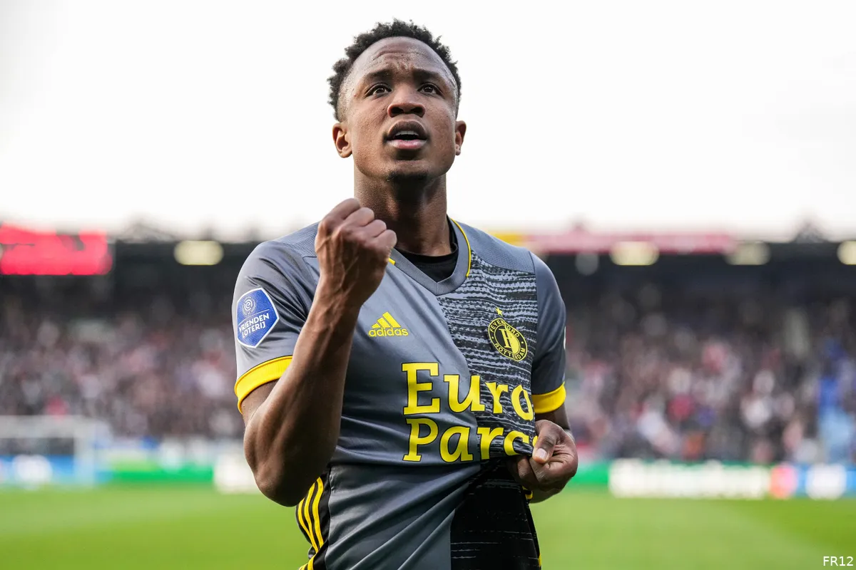 Sinisterra verkozen tot FR12 Speler van de Maand maart